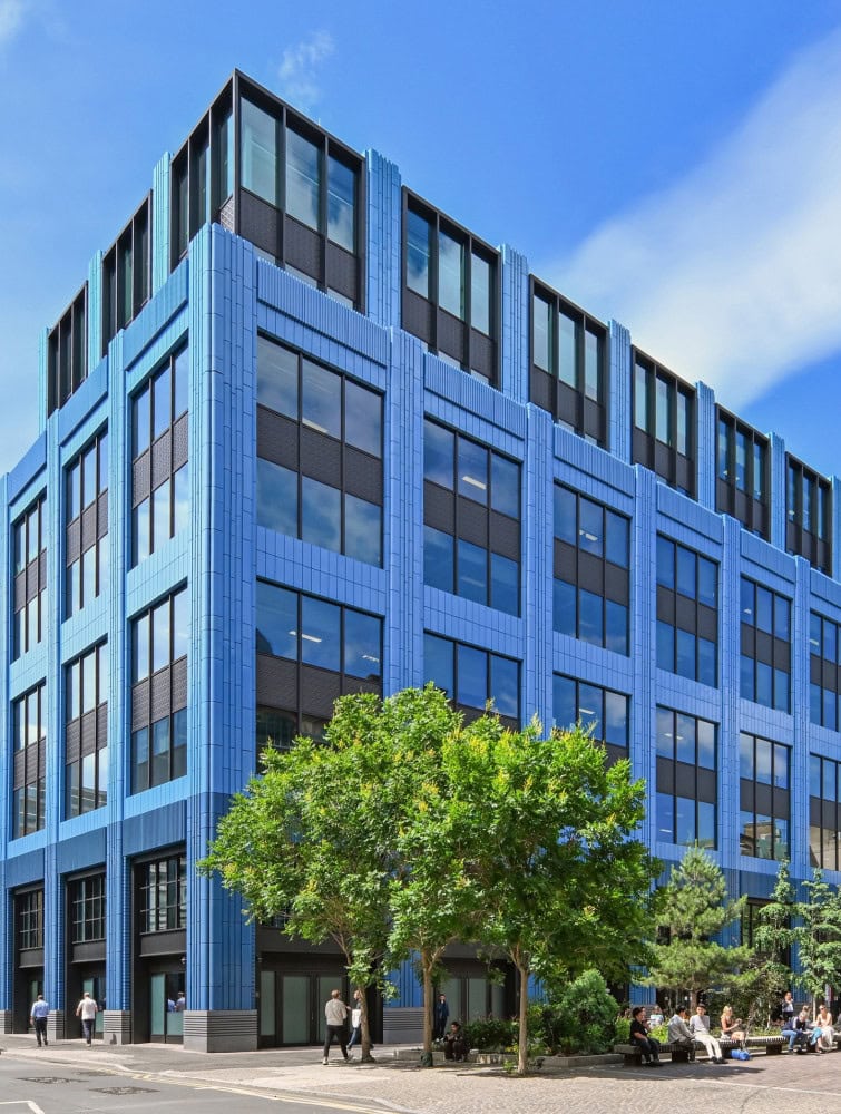 hbr_instagram_18084563828017436