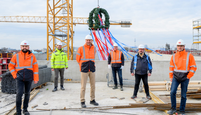 Berlínsky tím na stavbe projektu DSTRCT.Berlin