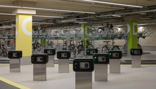 DSTRCT.Berlin bike garage