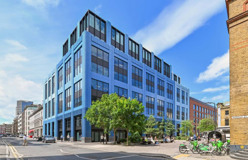 Worship Square 30_Hero external_retouched